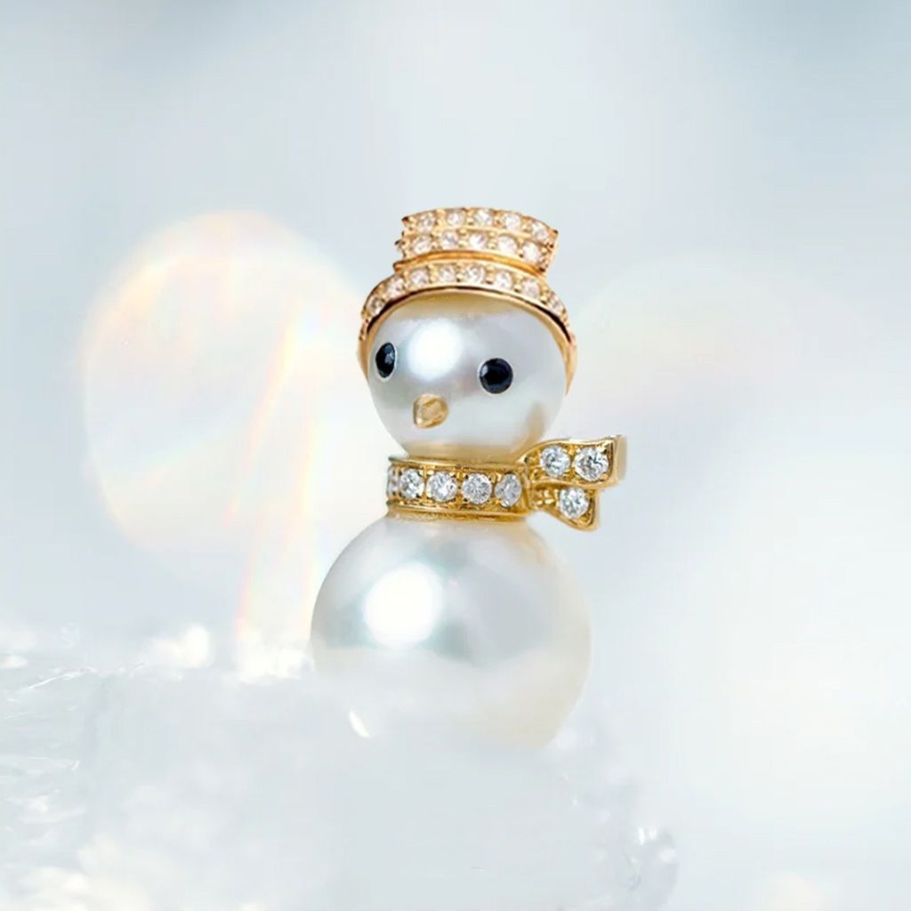 HiPearl Snowman 6-9mm Freshwater Pearl Pendant Necklace