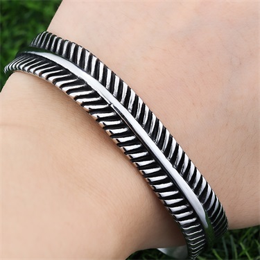 Feather Bracelet