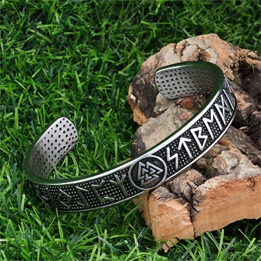 Viking Triangle Bracelet