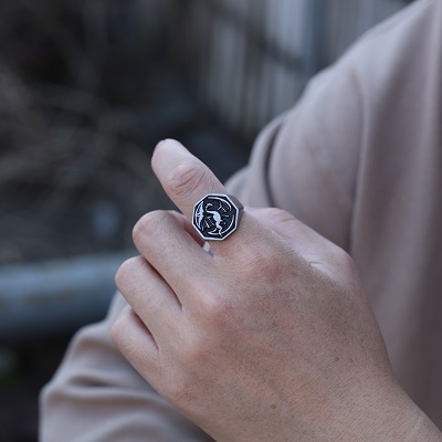Devil'S Flying Dragon Ring