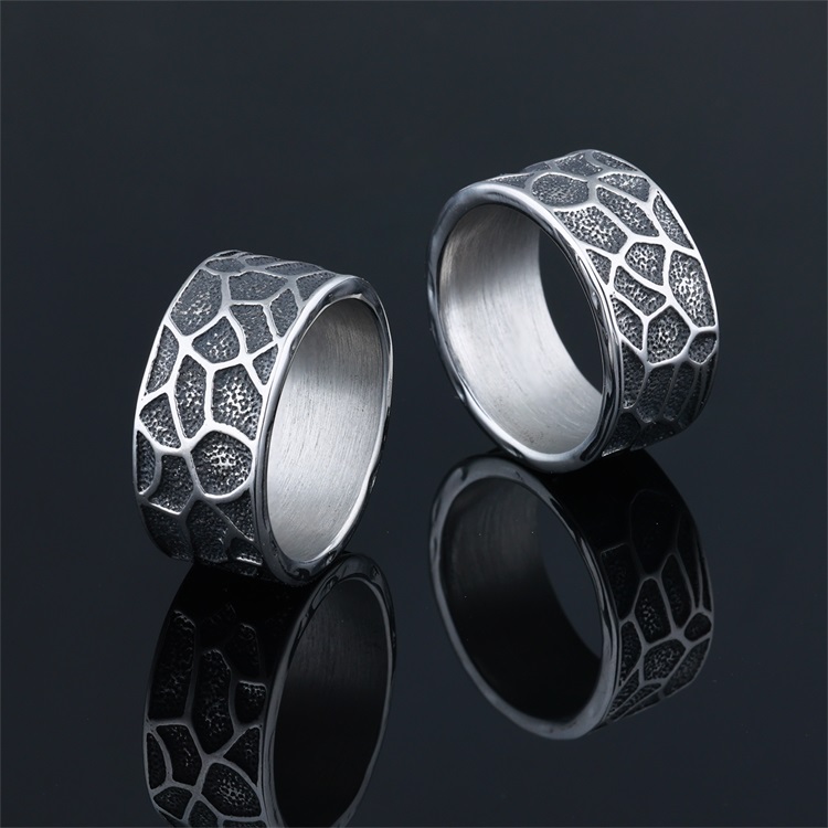 Patterned Vintage Hoop Ring