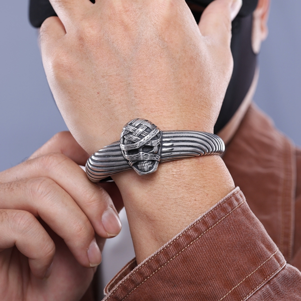 Mummy Skull Bangle AB0101