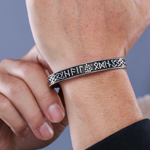 Silver Nordic Viking Runes Cuff Bangle F0412