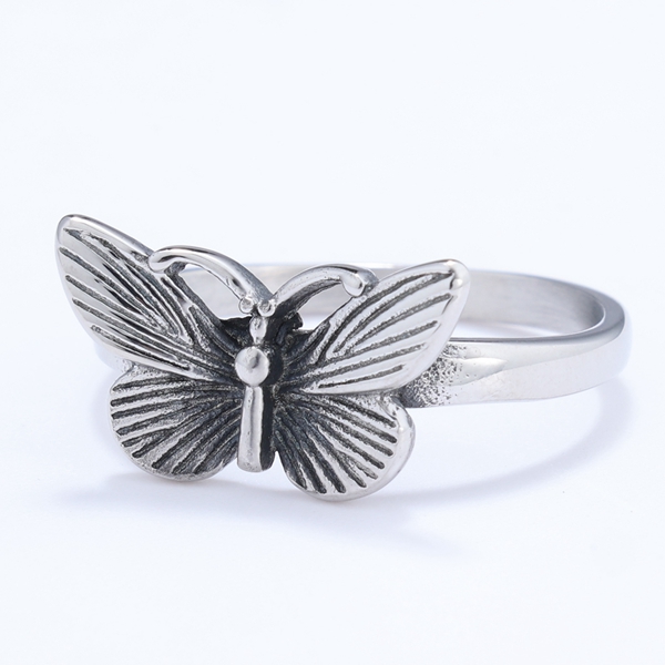 How to Style a Butterfly Ring for Everyday and Special Occasions