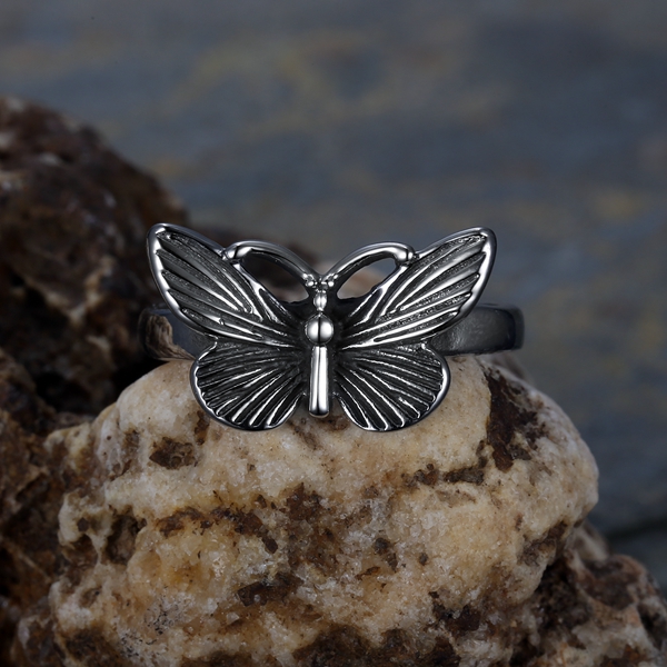 Ladies Butterfly Ring